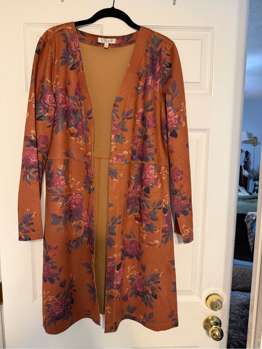 Solitaire Rust Floral-Trim Open Cardigan